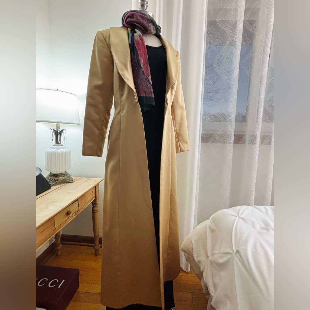 Watters & Watters Vintage Gold Satin Women's Coat, 12, Euc
